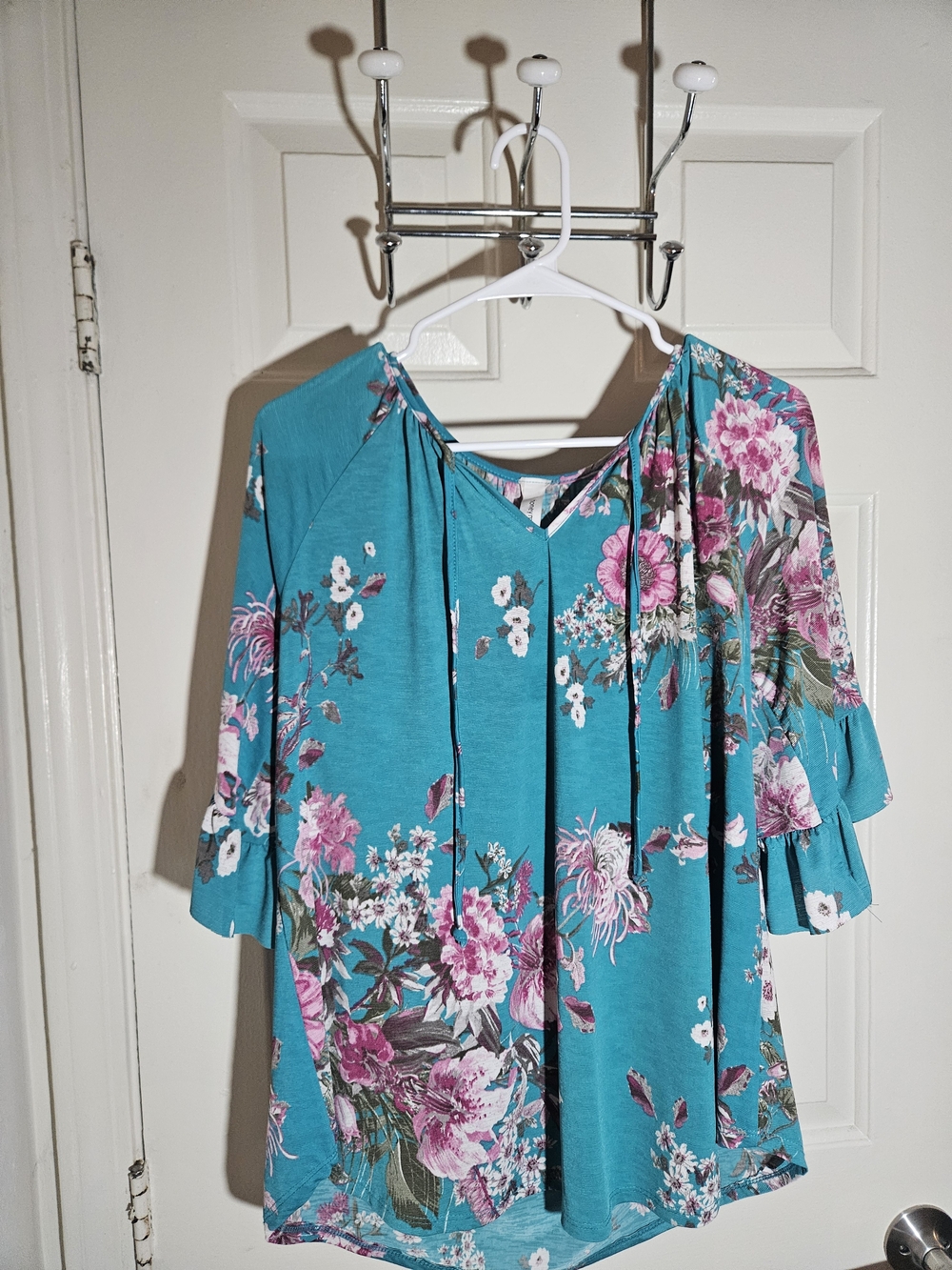 Honeyme Teal Floral V-Neck Tie Blouse